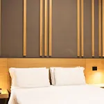 Central Lodge Hotel