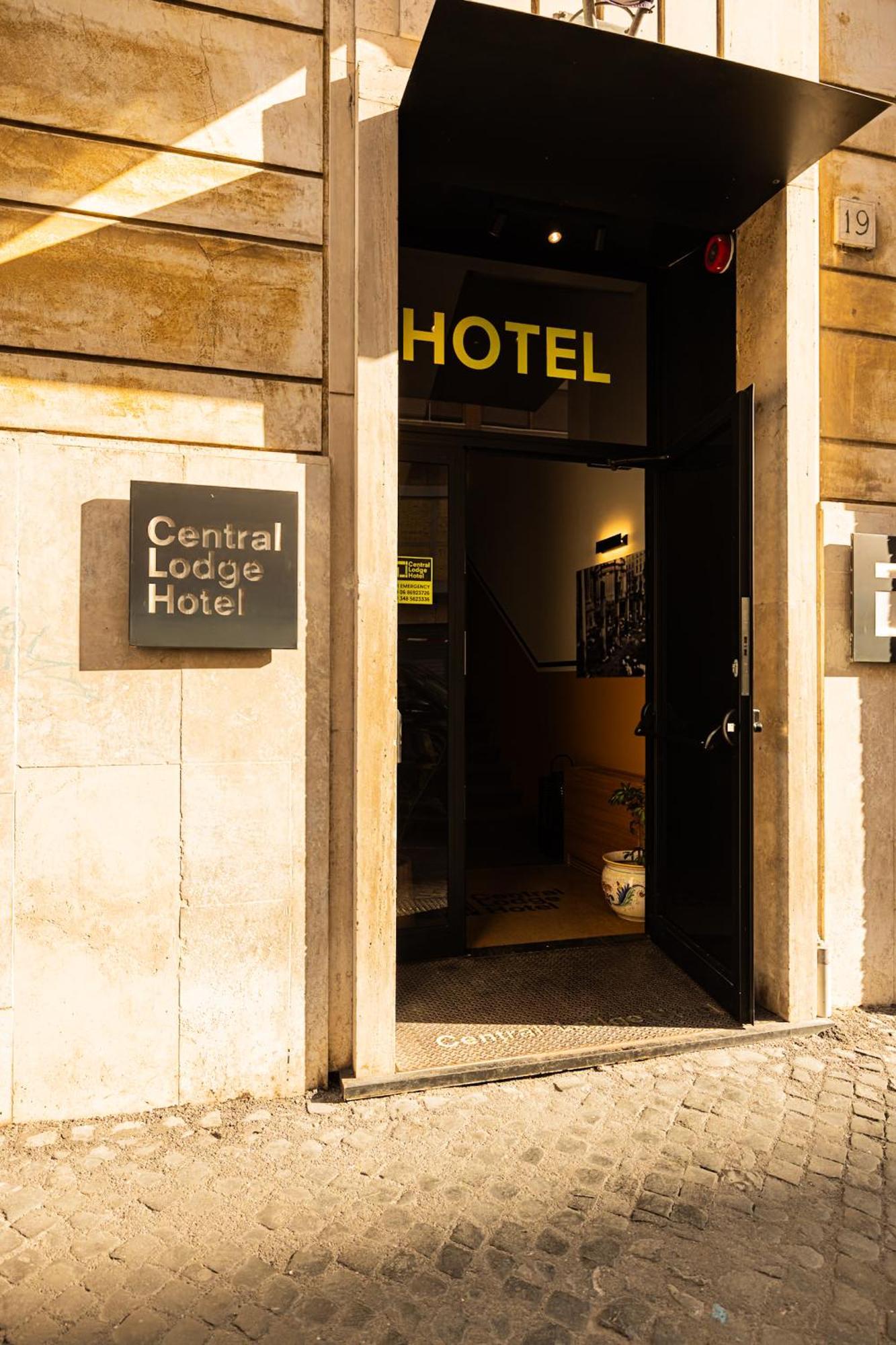 Central Lodge Hotel 3*