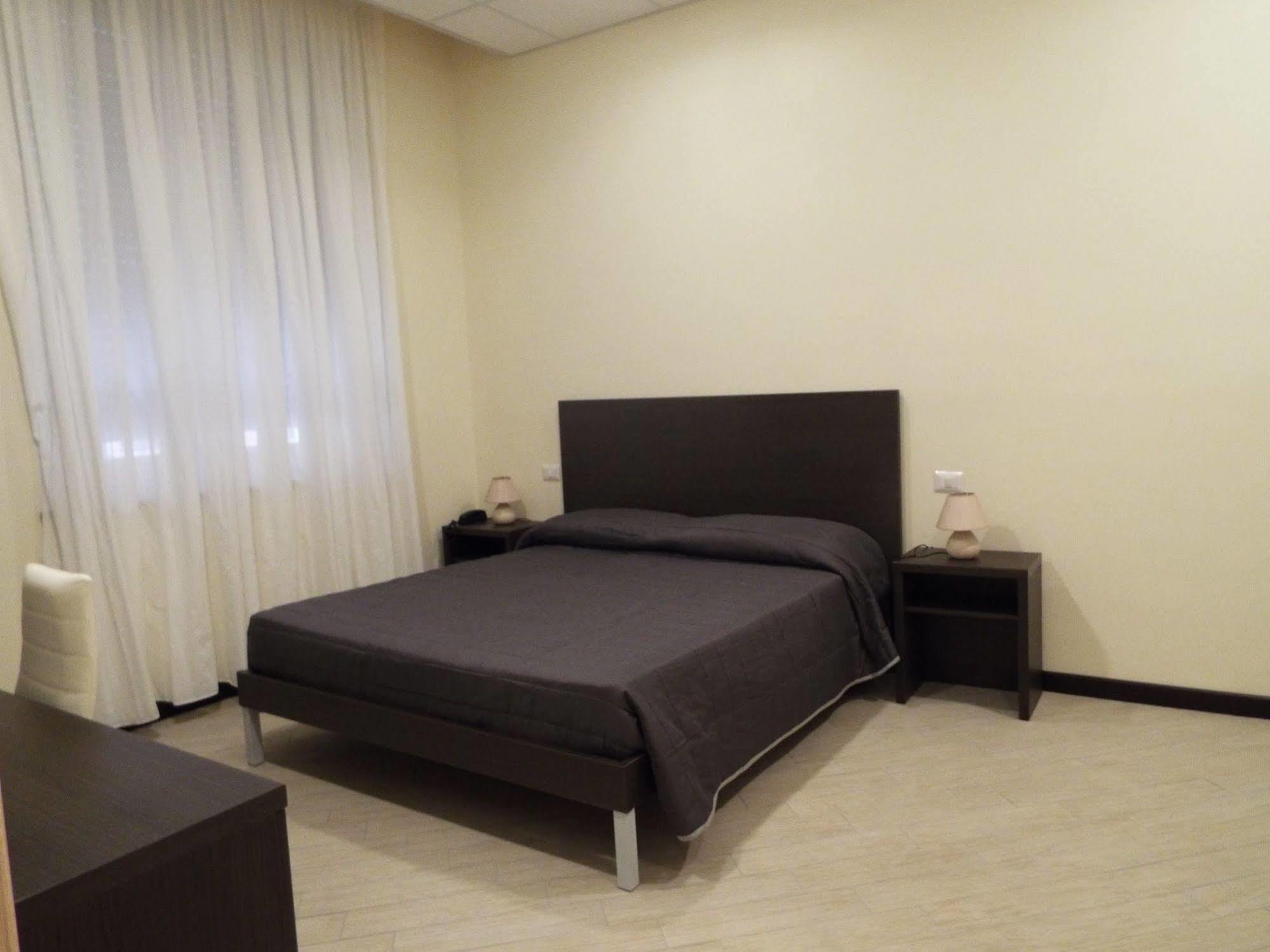Central Lodge Hotel 3*